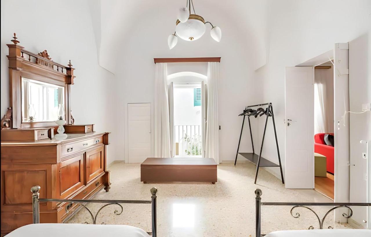Ostuni 10Min Dal Mare - Dimora Luxury Con Terrazza Apartment Luaran gambar