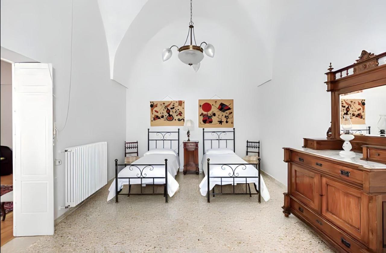 Ostuni 10Min Dal Mare - Dimora Luxury Con Terrazza Apartment Luaran gambar