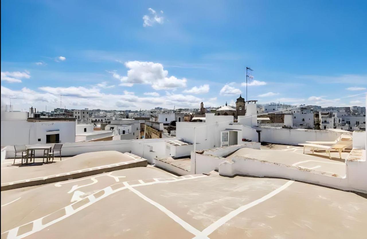 Ostuni 10Min Dal Mare - Dimora Luxury Con Terrazza Apartment Luaran gambar
